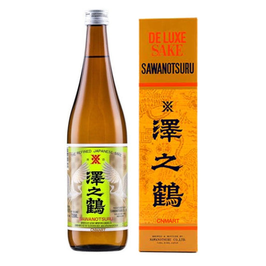 Sawanotsuru Deluxe Sake 720ml Japanese rice wine bottle with branded gift box, featuring traditional Japanese design, 14.5% alcohol content and premium sake presentation suitable for gifting and Japanese dining occasions.