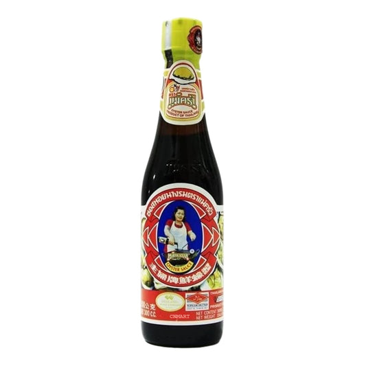 Maekrua Thai Oyster Sauce 600ml glass bottle with traditional Thai label featuring the Maekrua lady icon, shown against a white background.